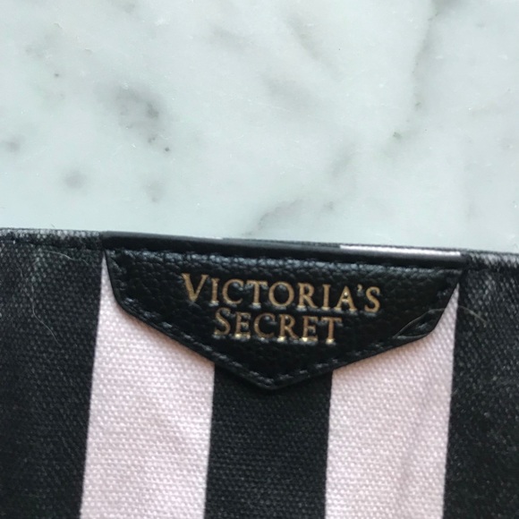 Victorious Secret Tote - Picture 2 of 4